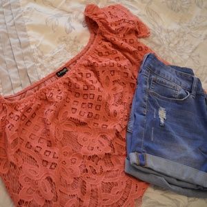 OFF THE SHOULDER LACE TOP